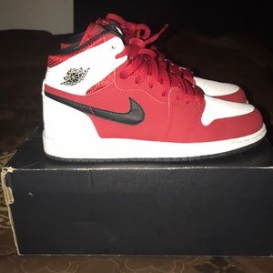 Air Jordan 1 Retro High BG 6Y